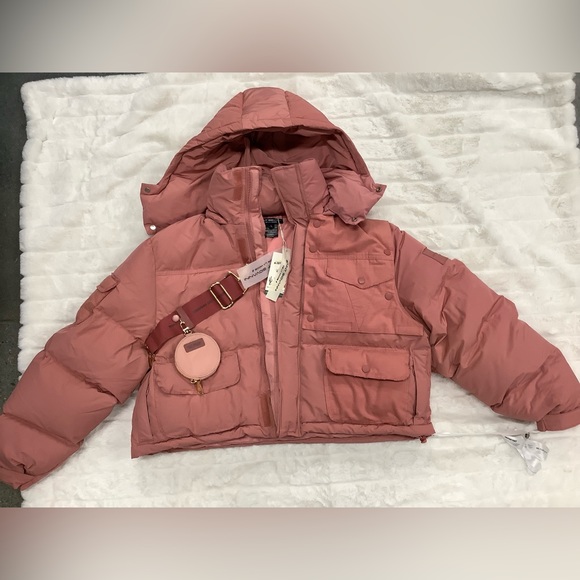 Saint Giovanni De La Mode Astronaut Cropped Down Jacket - Picture 2 of 4